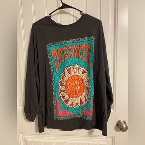 Long sleeved t shirt!